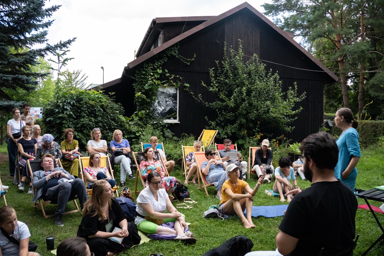 oprowadzanie - Ewa Ziajkowska