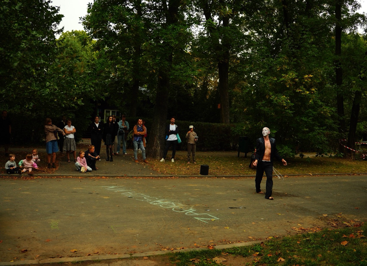 Performatywne oprowadzanie z Wojciechem Matejko